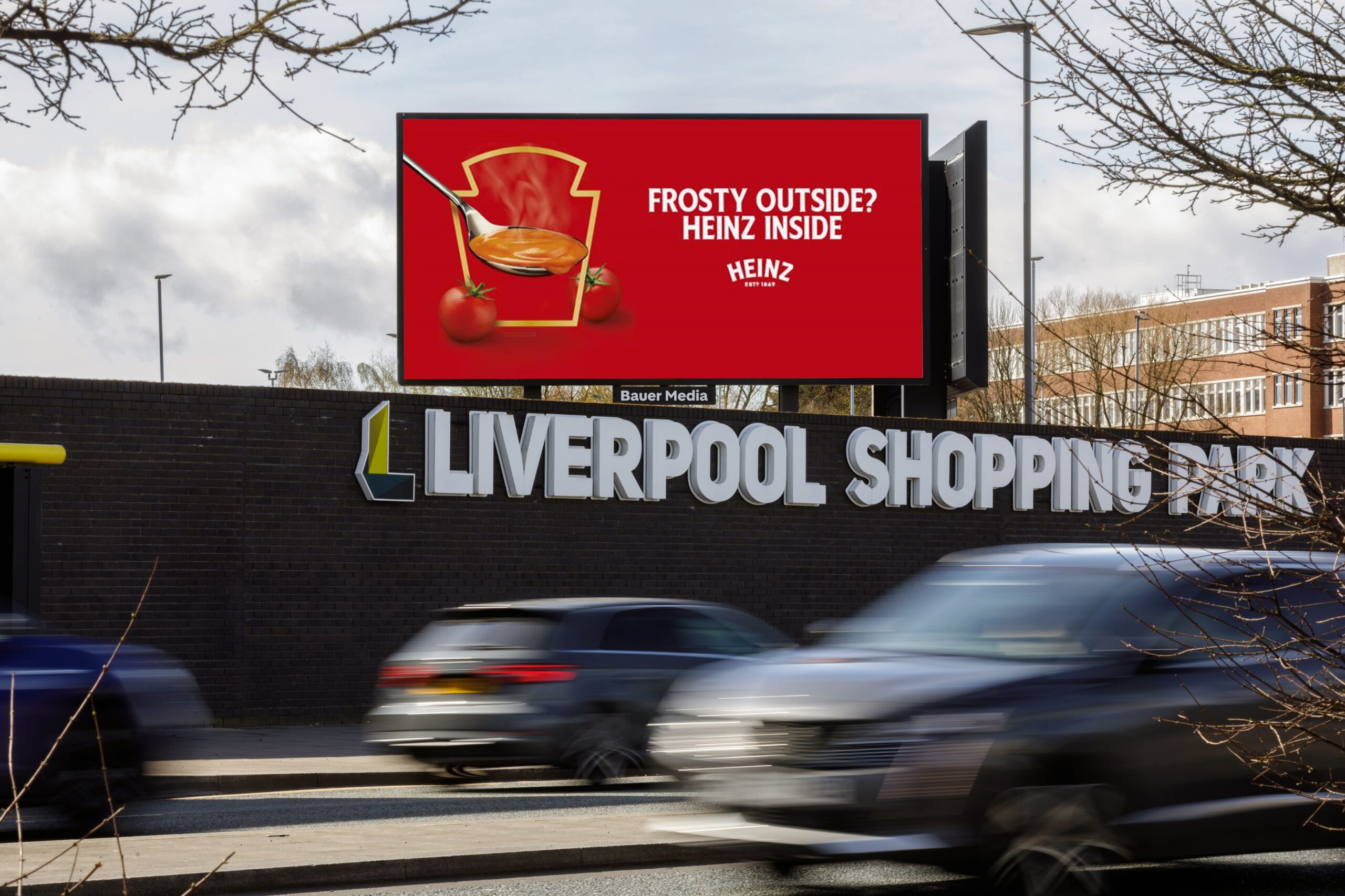 Heinz "Frosty Outside? Heinz Inside" digital OOH billboard at Liverpool Shopping Park.